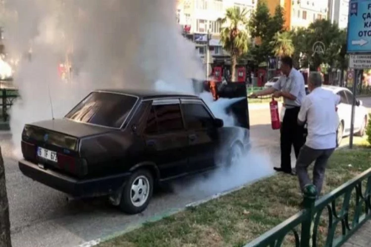 Bursa'da seyir halindeki alev aldı!