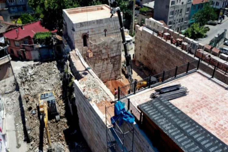 Bursa'da 2300 yıllık tarihi kuşatan binalar yıkıldı!