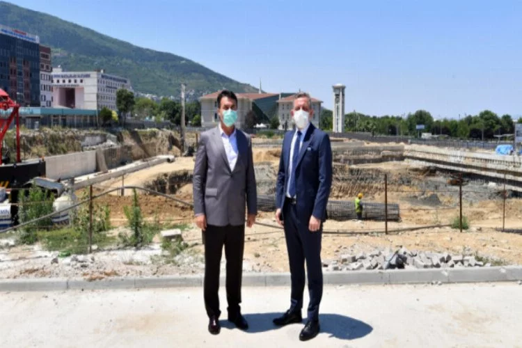 BTSO yöneticileri Osmangazi Meydanı projesini inceledi
