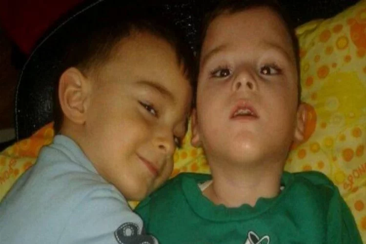 Bursa'da kahreden haber: İkizleri ölüm ayırdı!
