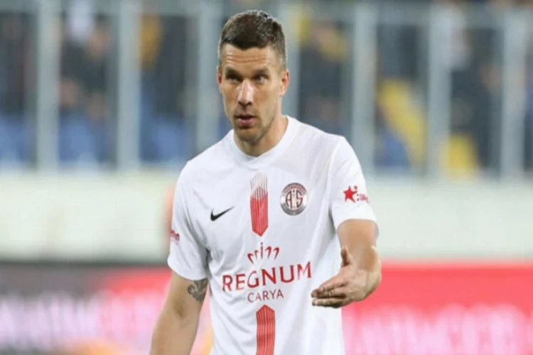 Antalyaspor'da Podolski, Trabzonspor karşısında yok
