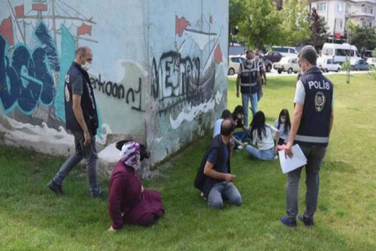 Kütahya'da 121 kişiye maske cezası