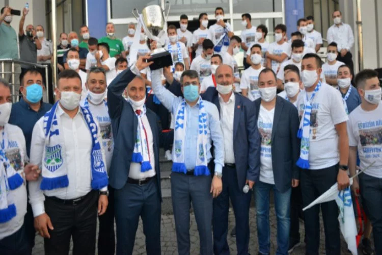 Bursa Yıldırımspor'da şampiyonluk kutlaması