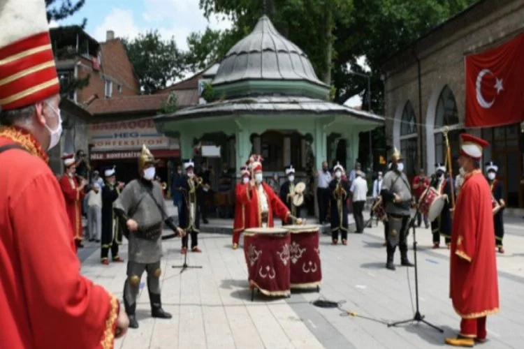Bursa'da Ayasofya'nın ibadete açılması mehteranla kutlandı