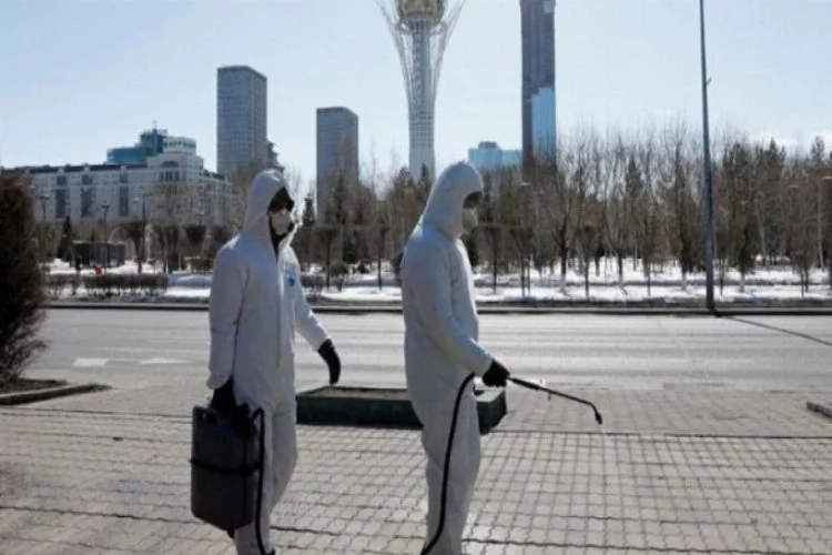 Kazakistan'da karantina uygulaması ay sonuna kadar uzatıldı
