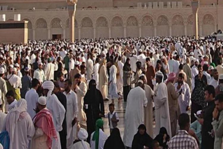 Suudi Arabistan'dan bayram namazı kararı