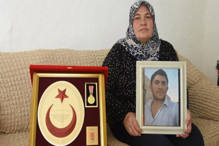 15 Temmuz şehidi polisin annesi: Acısı hiç dinmiyor