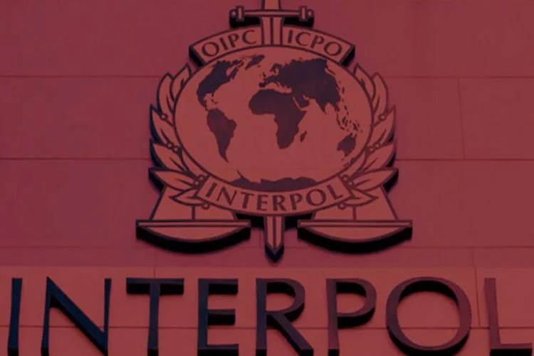 INTERPOL'un aradığı kişi yakalandı!