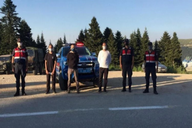 Bursa Uludağ'da yürüyüş yaparken kaybolan 3 kişiye ulaşıldı!