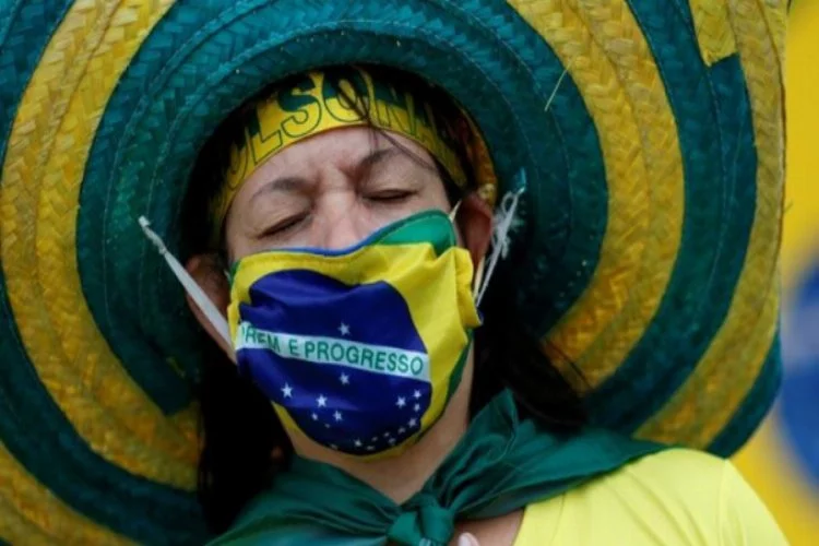 Brezilya'da iki bakanda virüs tespit edildi