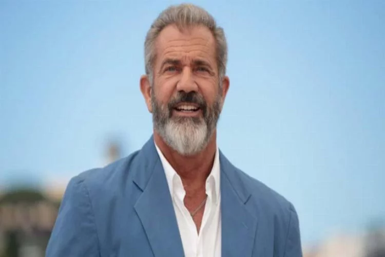 Oyuncu Mel Gibson, virüse yakalanıp bir hafta hastanede yattı