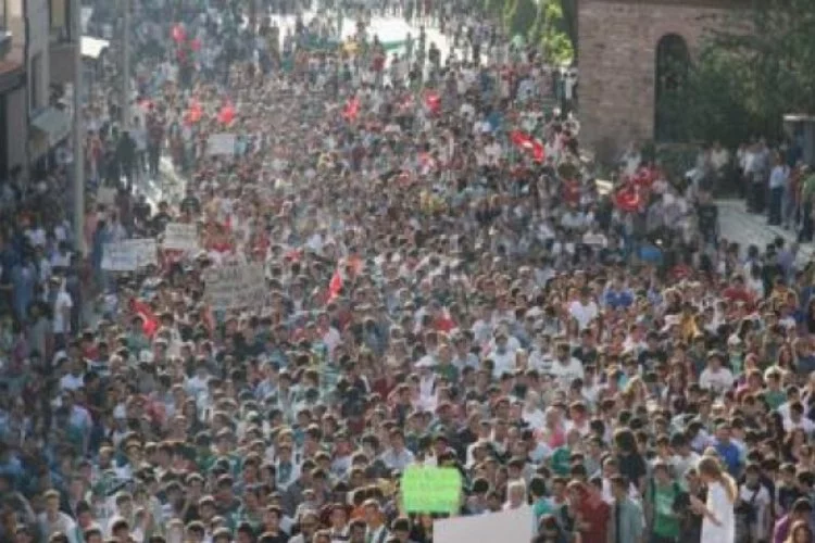 Taksim'deki olaylar protesto edildi