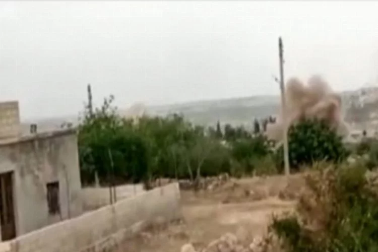 Esad güçleri İdlib kırsalındaki 7 köye saldırdı