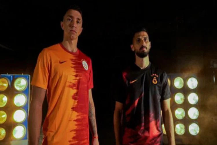 Galatasaray'da forma ve logo tartışması!
