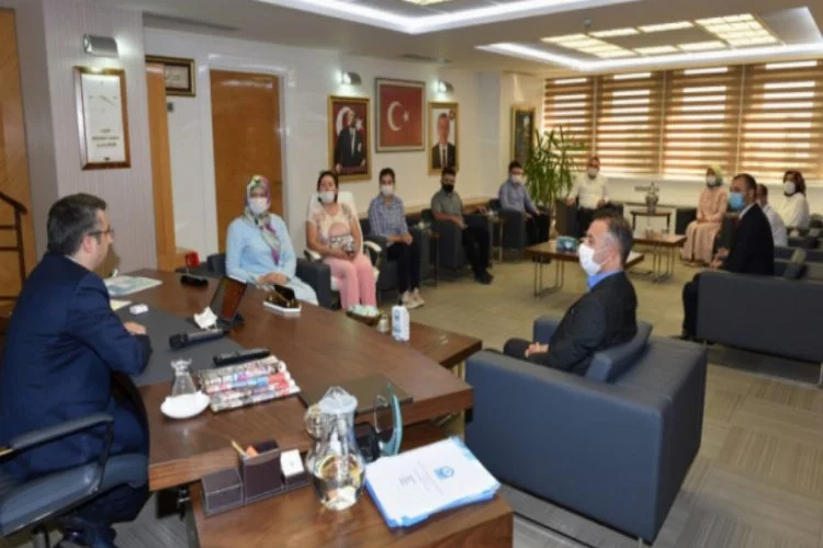 Bursa'da Başkan Yılmaz belediye personeli ile bayramlaştı