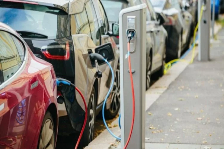 2030 yılında satılan araçların üçte biri elektrikli olacak!