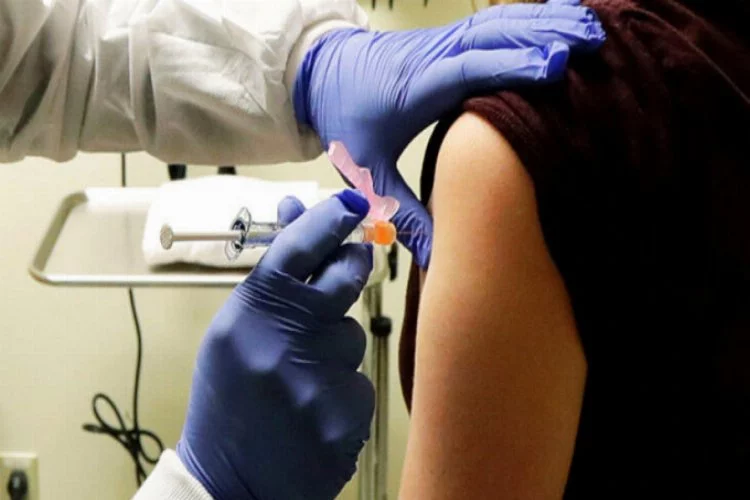 İngiliz hükümeti'nden potansiyel koronavirüs aşısı için 60 milyon dozluk yeni sipariş
