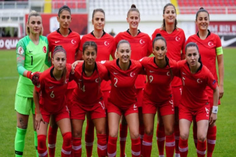 A Milli Kadın Futbol Takımı'nın  aday kadrosu açıklandı! Aycan Yanaç yok...