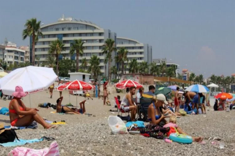 "Turizmin başkenti" Antalya'da bayram hareketliliği başladı