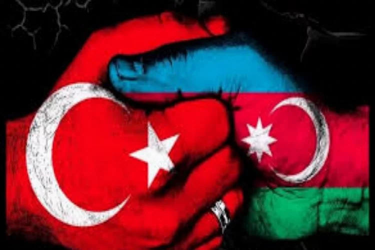 Türkiye ve Azerbaycan, geniş kapsamlı ortak askeri tatbikatlara devam ediyor