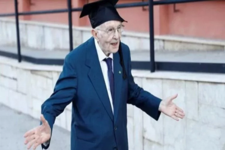 96 yaşında üniversiteyi bitirdi
