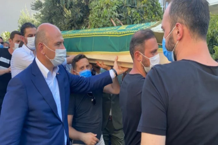 Bakan Soylu, Bursa'da Teftiş Kurulu Başkanı Gürsel'in eşinin cenazesine katıldı