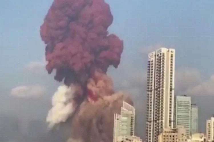 Beyrut'ta çok şiddetli patlama: 70 ölü, 3 bini aşkın yaralı