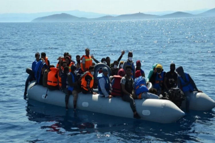 74 göçmeni Sahil Güvenlik kurtardı!