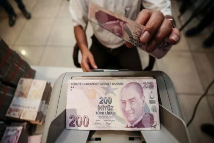Financial Times: Türk Lirası yeni dibi gördü