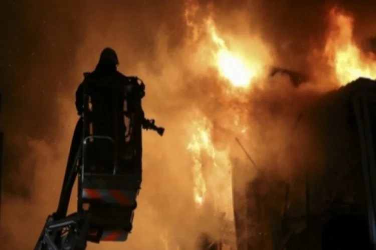 Çekya'da apartman yangını: 11 ölü