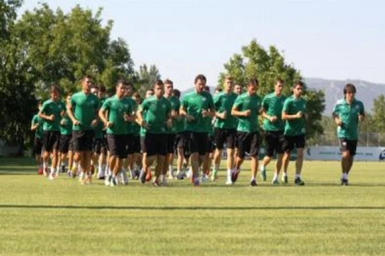 Bursaspor'da kiralık oyuncular top başı yaptı