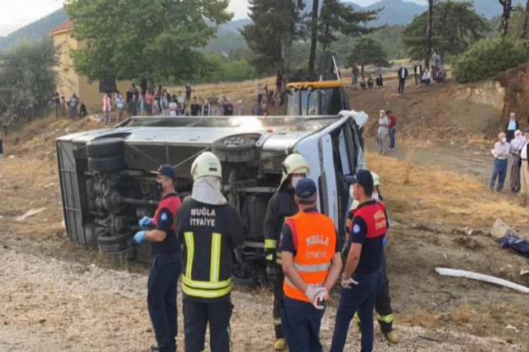 Muğla'da minibüs devrildi: 1 ölü, 12 yaralı