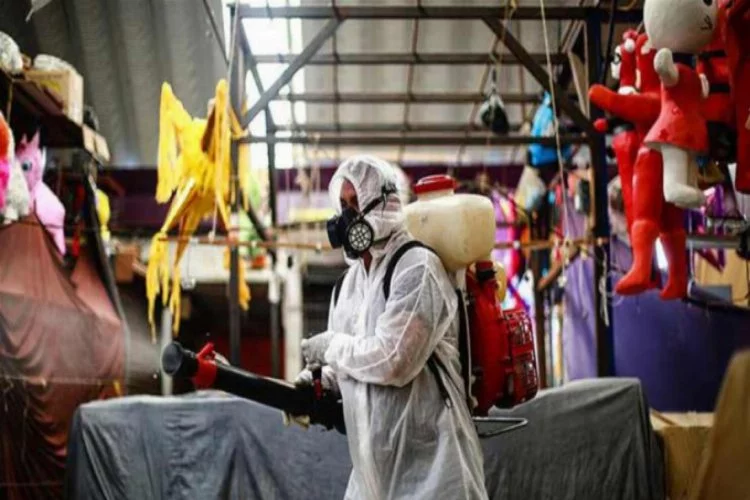 Meksika'da son 24 saatte 926 kişi koronavirüsten hayatını kaybetti