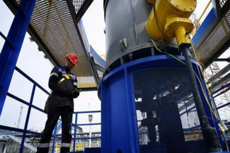 Rosneft zarar açıkladı