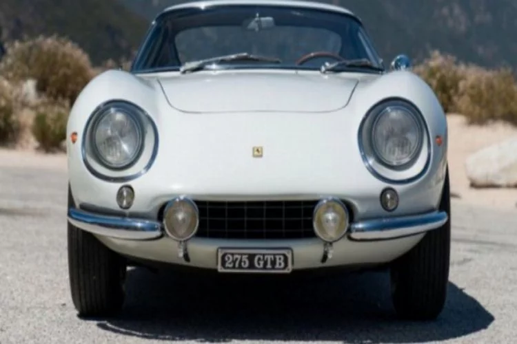 1966 model Ferrari 3 milyon dolara alıcı buldu