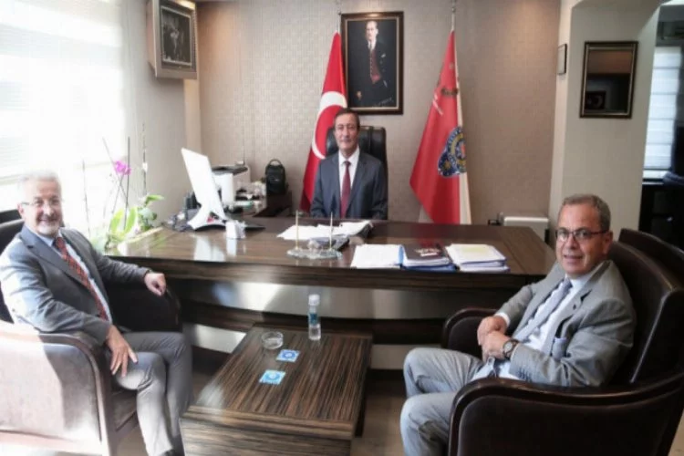 Bursa'da Erdem'den Arslan'a 'hayırlı olsun' ziyareti