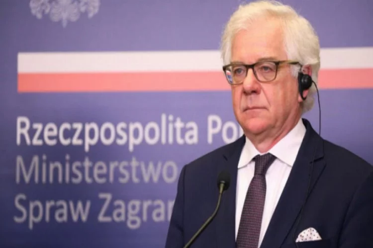 Polonya'da Dışişleri Bakanı istifa etti