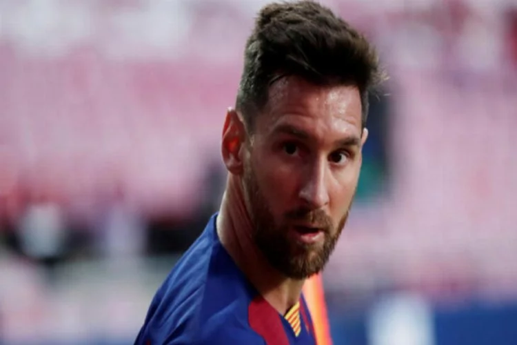 Messi, 1 milyar dolar kazanan ikinci futbolcu olmaya hazırlanıyor