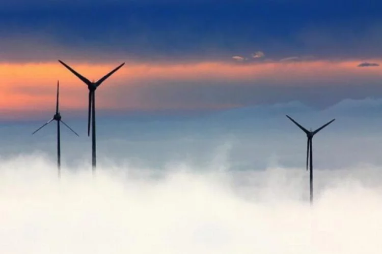 Türkiye'de rüzgar enerjisinde kurulu güç 8 bin 300 megavata yaklaştı