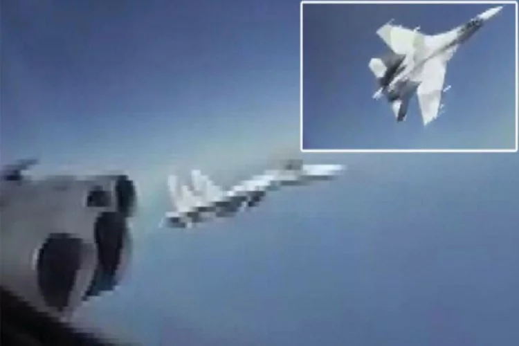 ABD, Rus savaş uçağının 'tehlikeli' manevrasını paylaştı