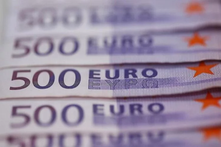Euro Bölgesi'nde yıllık enflasyon sıfırın altına düştü