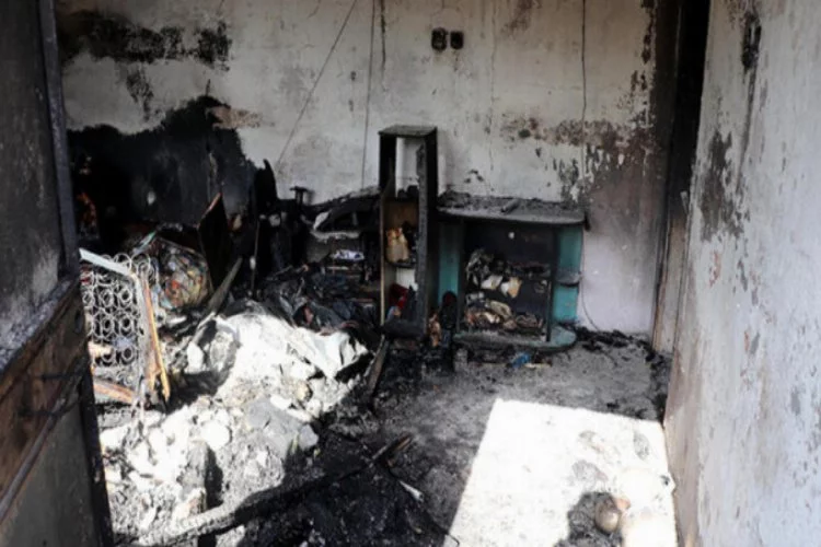 Kayseri'de, 6 kişilik ailenin evi yandı