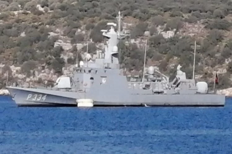 Kaş'ta Türk savaş gemileri hazır bekliyor