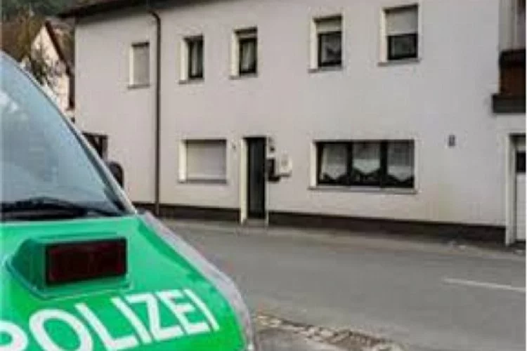 Almanya'da bir evde beş çocuk cesedi bulundu