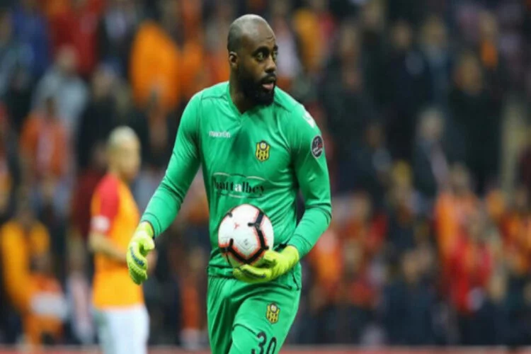 Erzurumspor, kaleci Fabien Farnolle'yi transfer etti