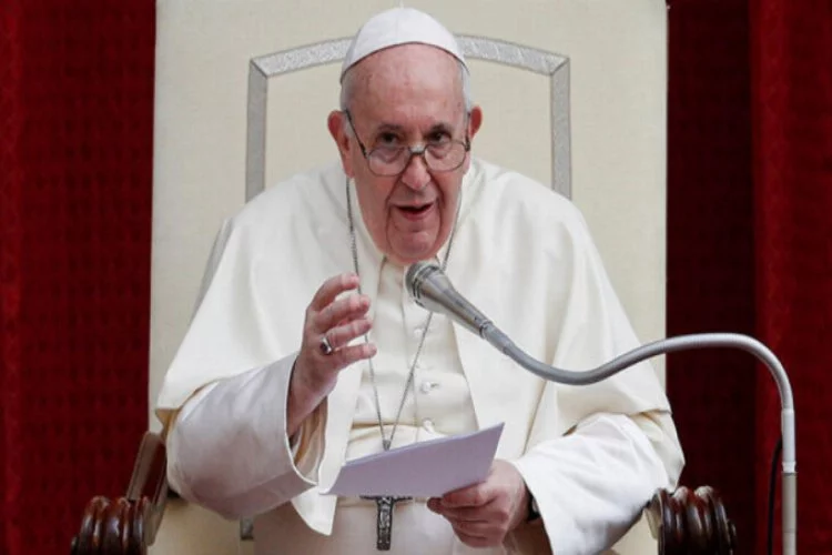 Papa kabul etti: Çocuk istismarıyla suçlanıyordu...