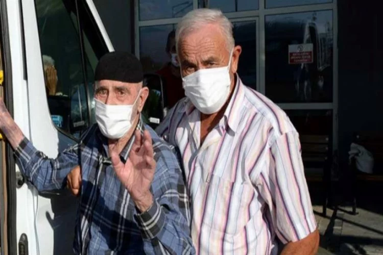 90 yaşında baba, 70 yaşında oğul: koronavirüsü yendiler
