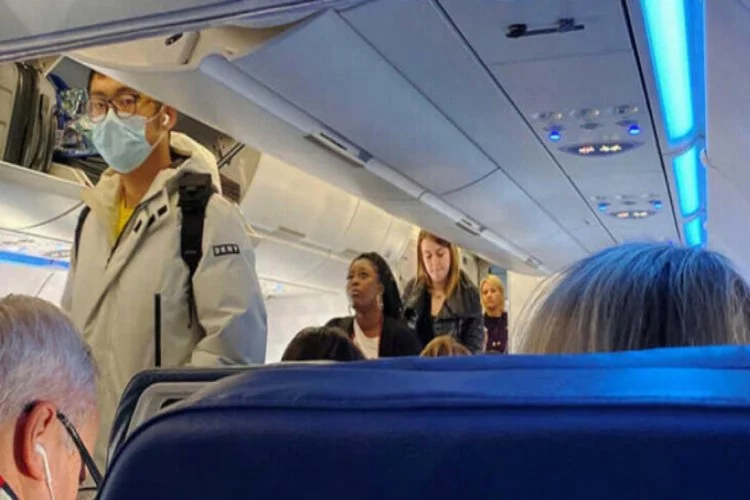 Uçakta maske takmayı reddetti
