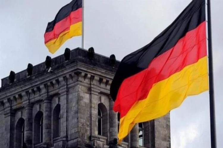 Almanya, seyahat uyarısını eylül sonuna kadar uzattı
