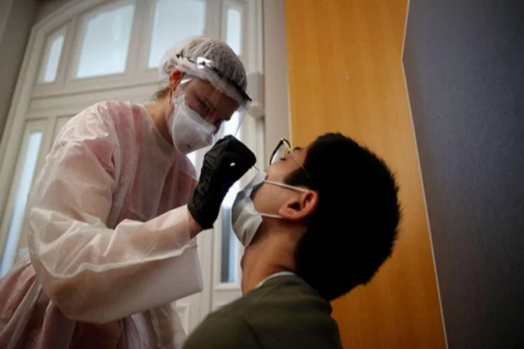 Fransa'da koronavirüs salgınında korkunç rakamlar yükselişte